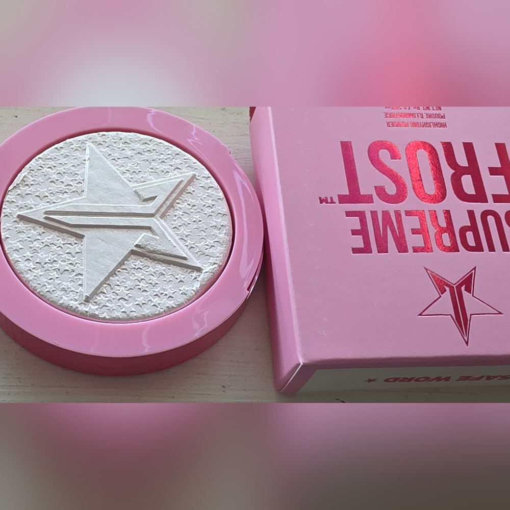 Jeffree Star Supreme Frost Highlighting Powder Safe Word